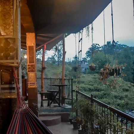 Hostal Tree House Ella Esterno foto