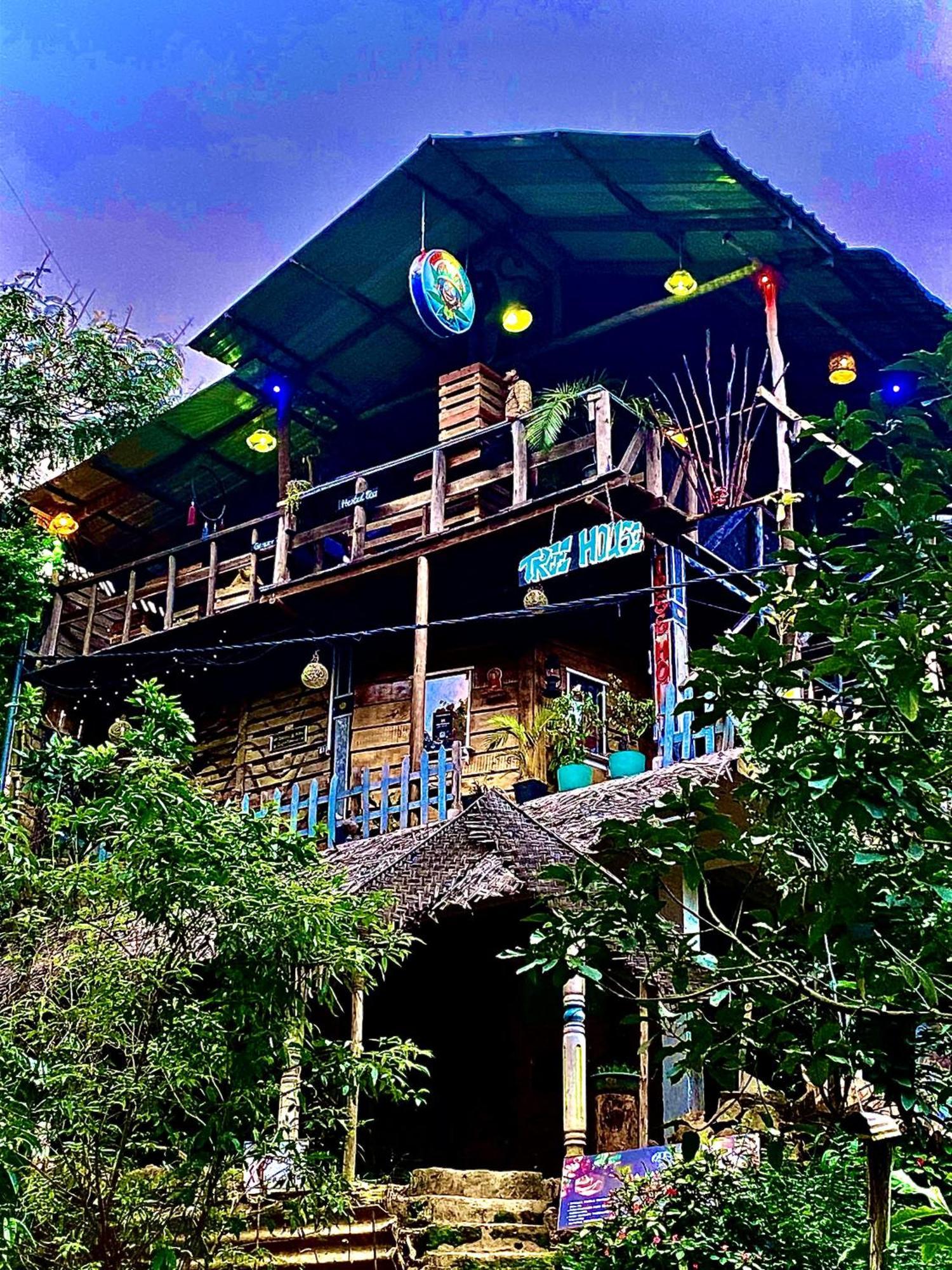 Hostal Tree House Ella Esterno foto