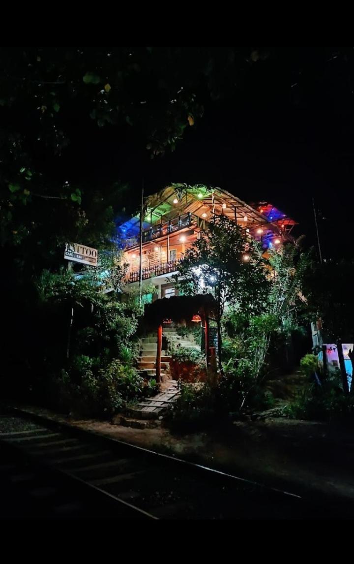 Hostal Tree House Ella Esterno foto